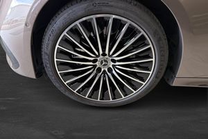 Mercedes E300 bild 6