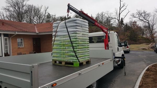 Peugeot Boxer Kranbil / 1,5T kran 165 hk BlueHDi - 2025