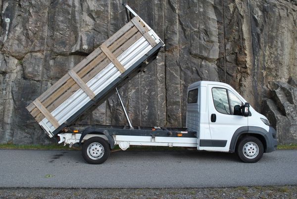 Peugeot Boxer 163 HK 365m 3-Vägs Tipp / Stålflak - 2018