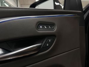 Cadillac ESCALADE bild 25