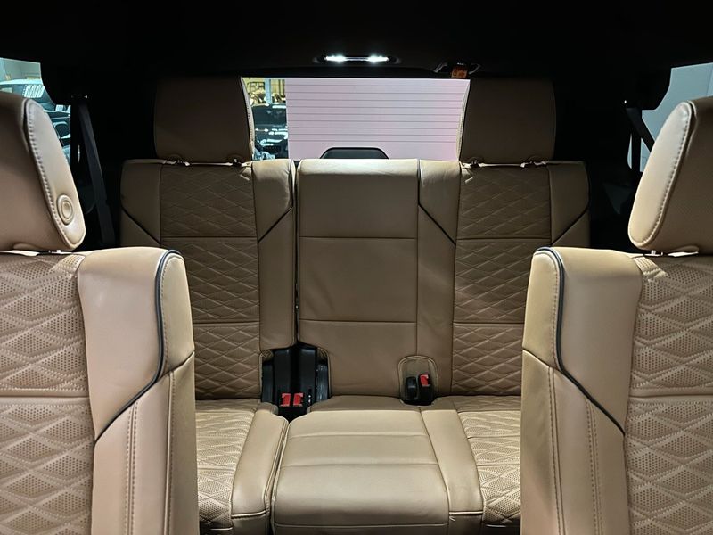 Cadillac ESCALADE bild 19