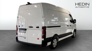 Nissan Interstar bild 2