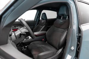 Nissan Ariya bild 6