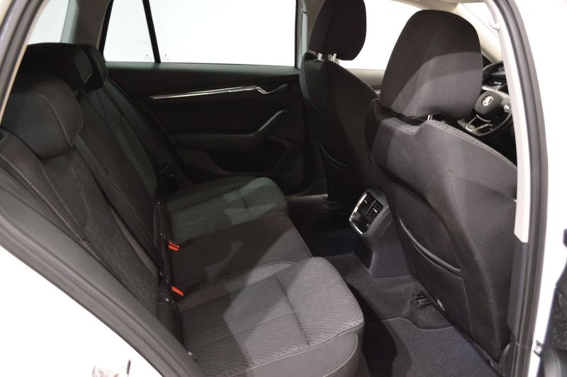 Skoda Octavia bild 12