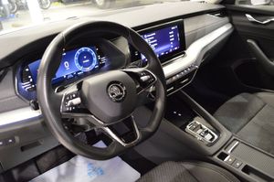 Skoda Octavia bild 8