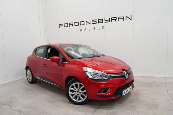 Renault Clio 0.9 TCe 90HK LED Navi Nyservad Nybesiktad - 2017