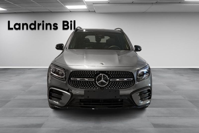 Mercedes GLB220 bild 2
