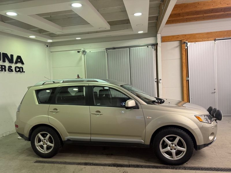 Mitsubishi Outlander bild 15