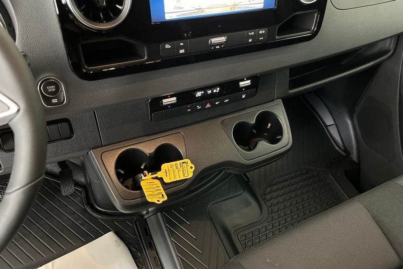 Mercedes e-Sprinter bild 12