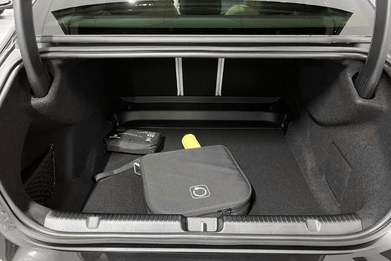 Mercedes EQE350 bild 14