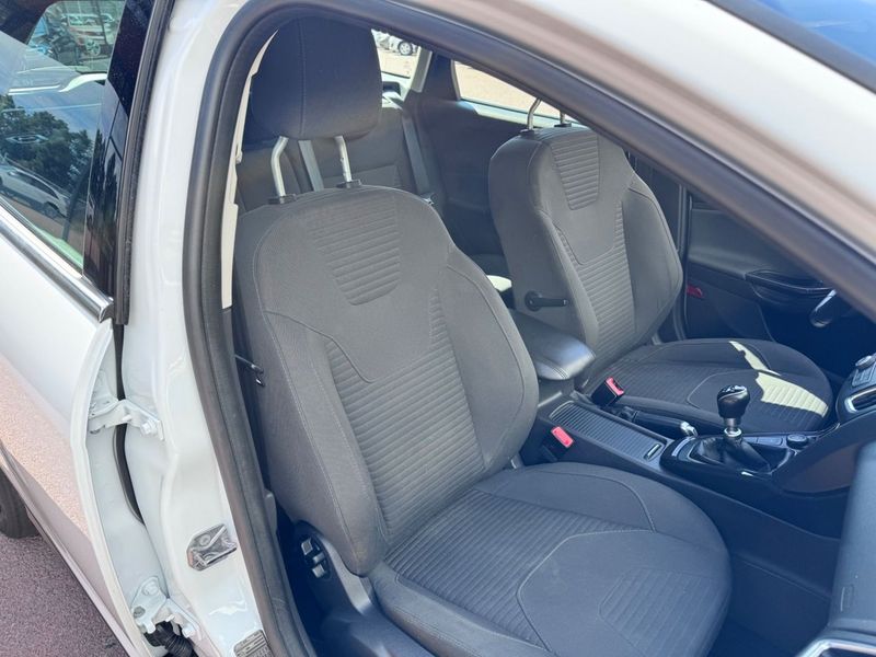 Ford Focus bild 7