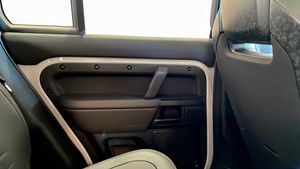 Land Rover Defender bild 11