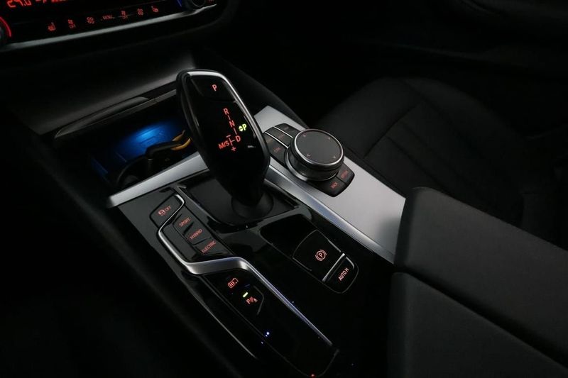 BMW 530 bild 20