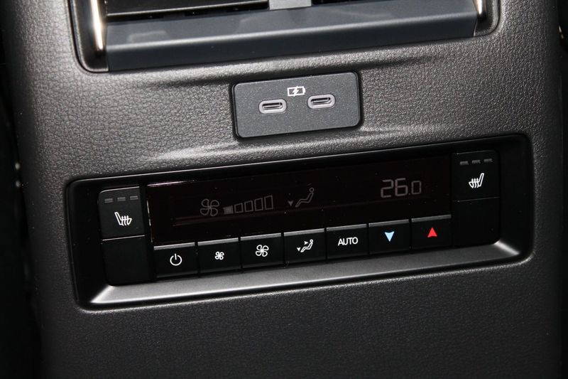 Mazda CX-80 bild 6