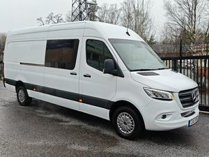 Mercedes Sprinter bild 1