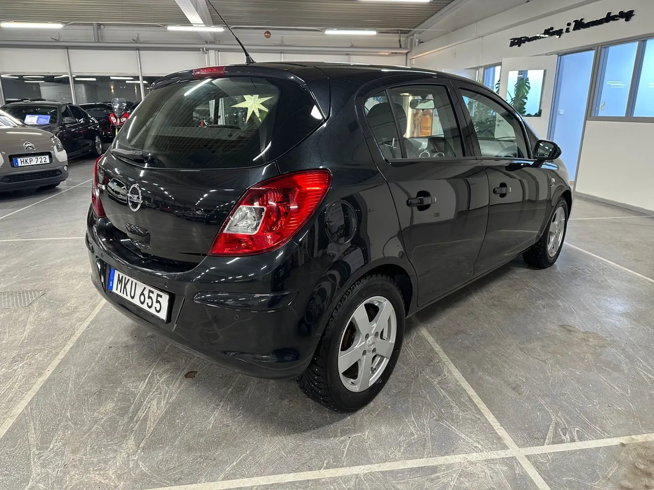 Vehicle image 2