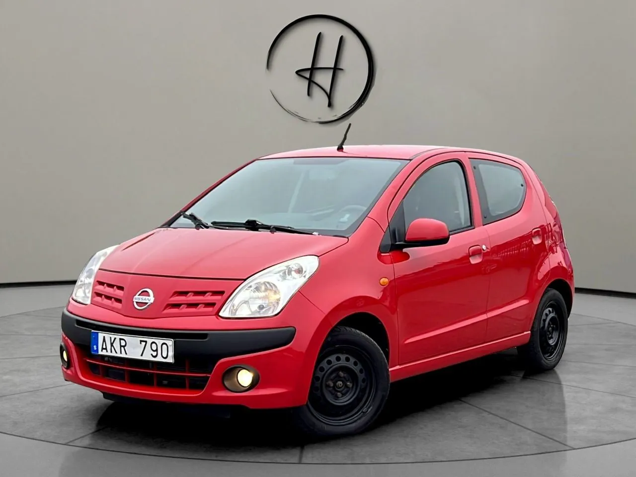 Vehicle image 1
