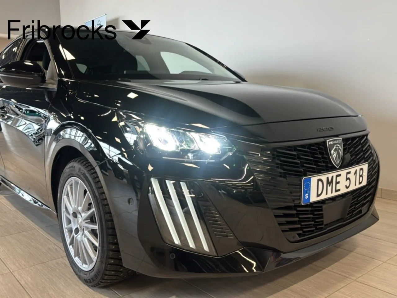 Vehicle image 20