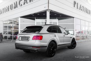 Bentley Bentayga bild 2