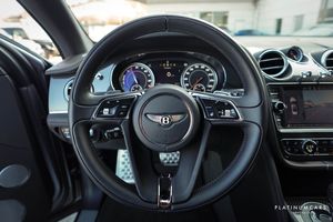 Bentley Bentayga bild 12