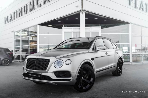 Bentley Bentayga Hybrid Blackline / Mulliner / Naim / Kolfiber - 2020