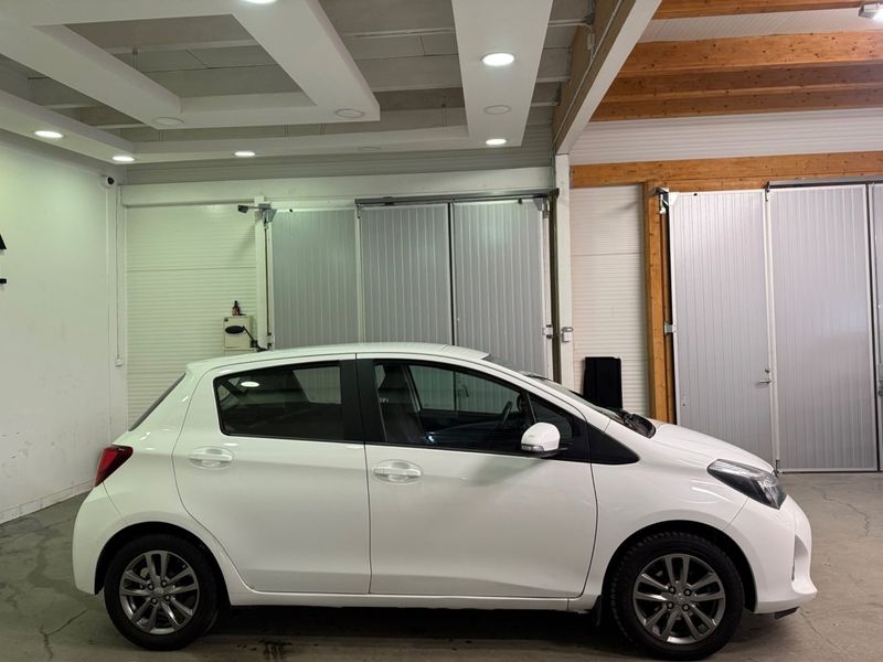Toyota Yaris bild 12
