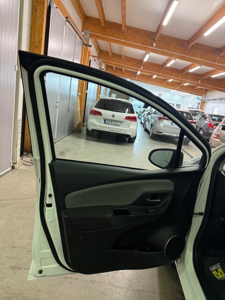 Toyota Yaris bild 5