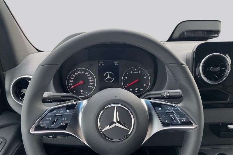 Mercedes Sprinter bild 10