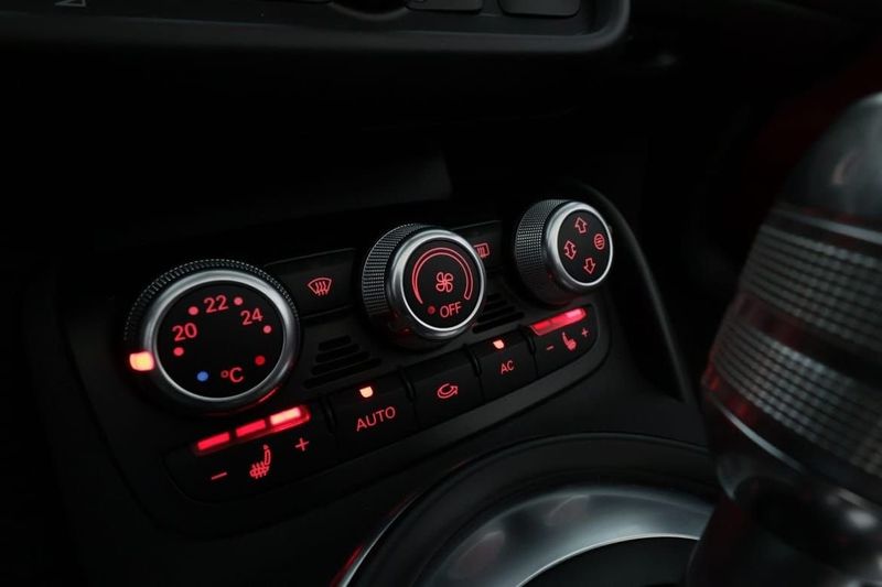 Audi R8 bild 15