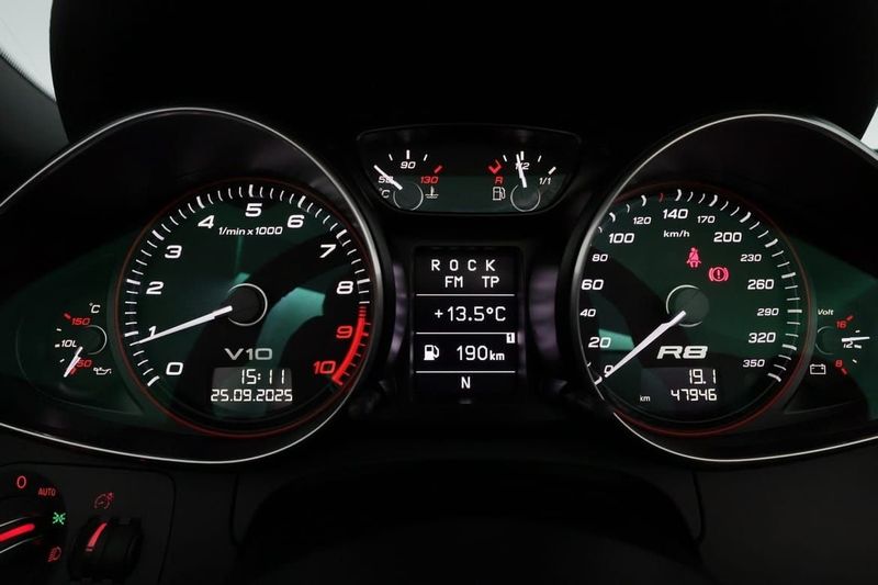 Audi R8 bild 16