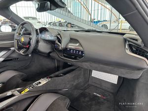 Ferrari SF90 bild 7