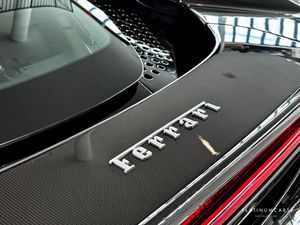 Ferrari SF90 bild 21