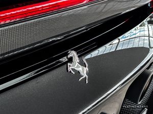 Ferrari SF90 bild 22