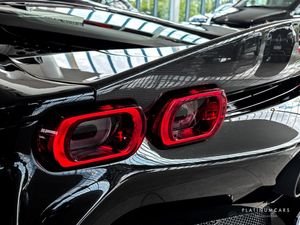 Ferrari SF90 bild 20