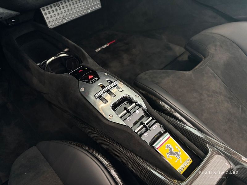 Ferrari SF90 bild 14