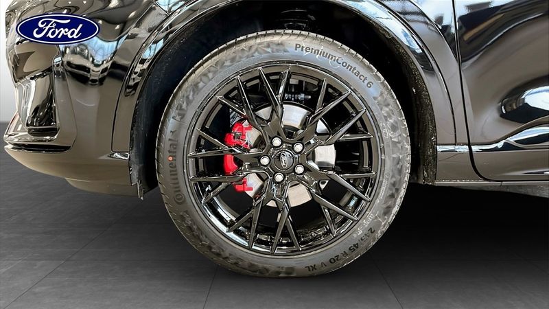 Ford Kuga bild 9