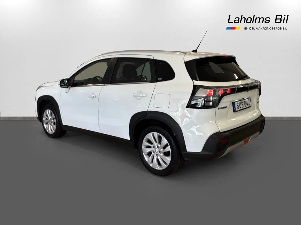 Vehicle image 2