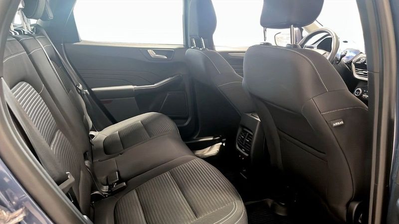 Ford Kuga bild 5