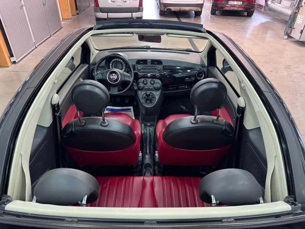 Vehicle image 10