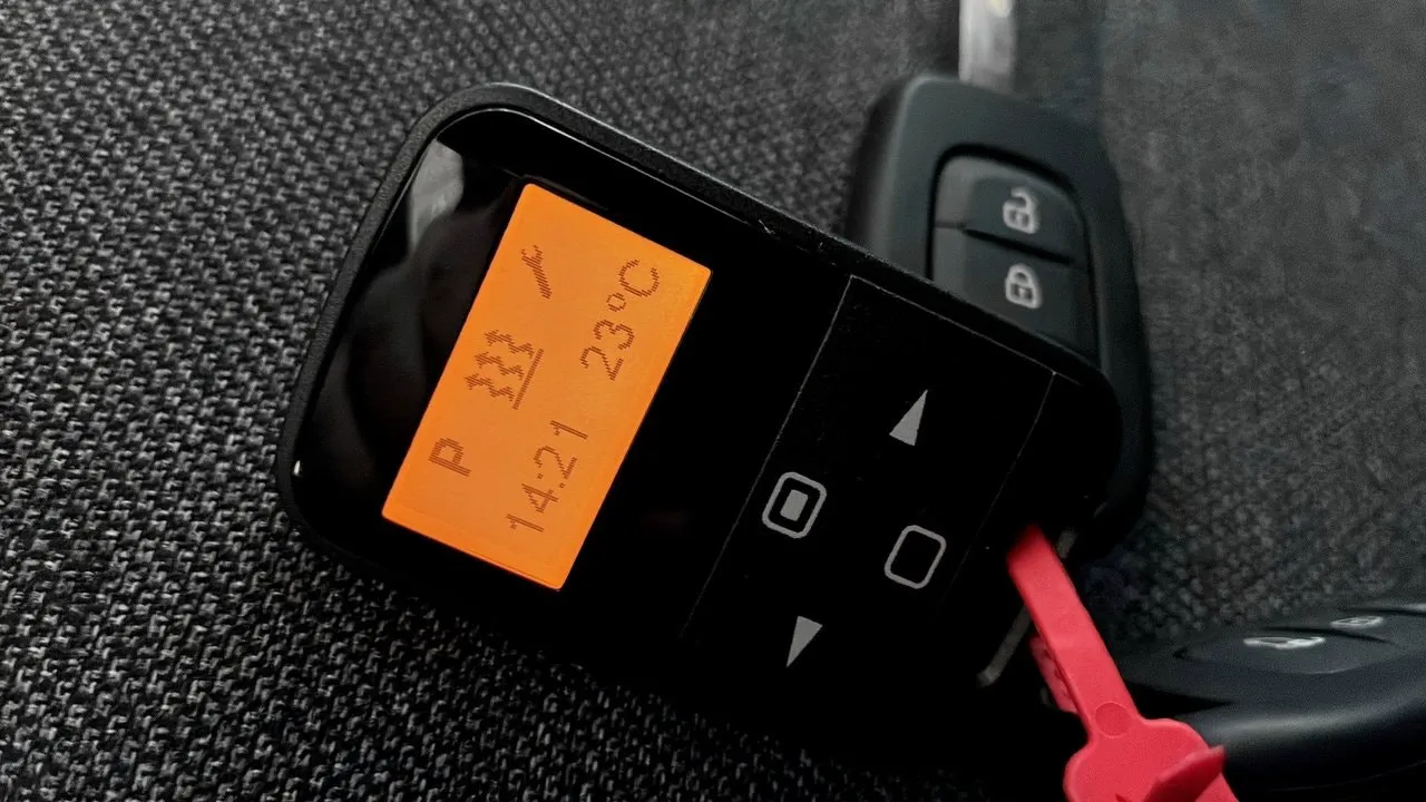 Vehicle image 21