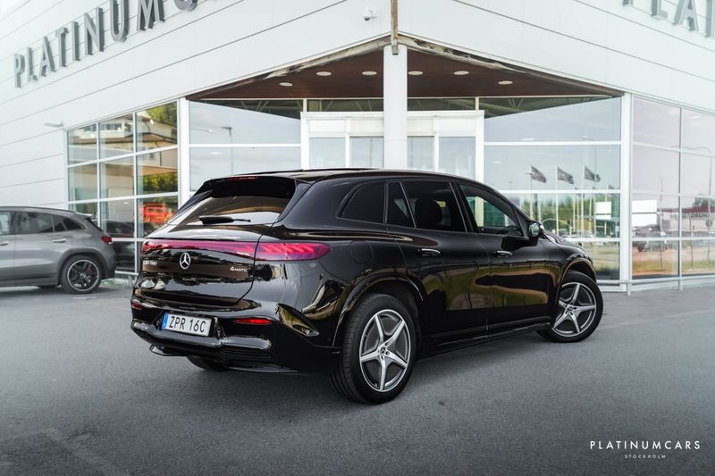 Mercedes EQS450 SUV bild 2