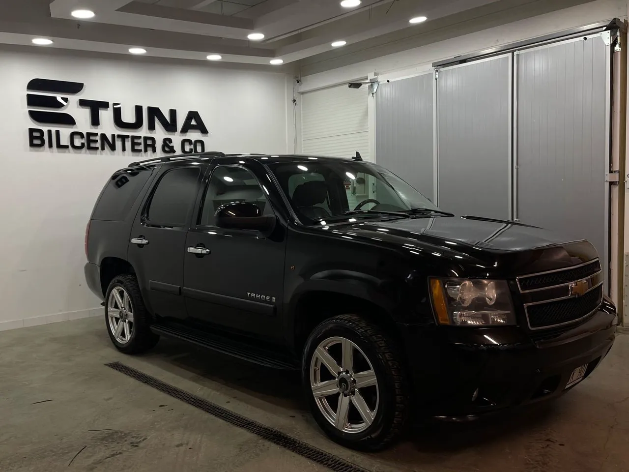Vehicle image 11