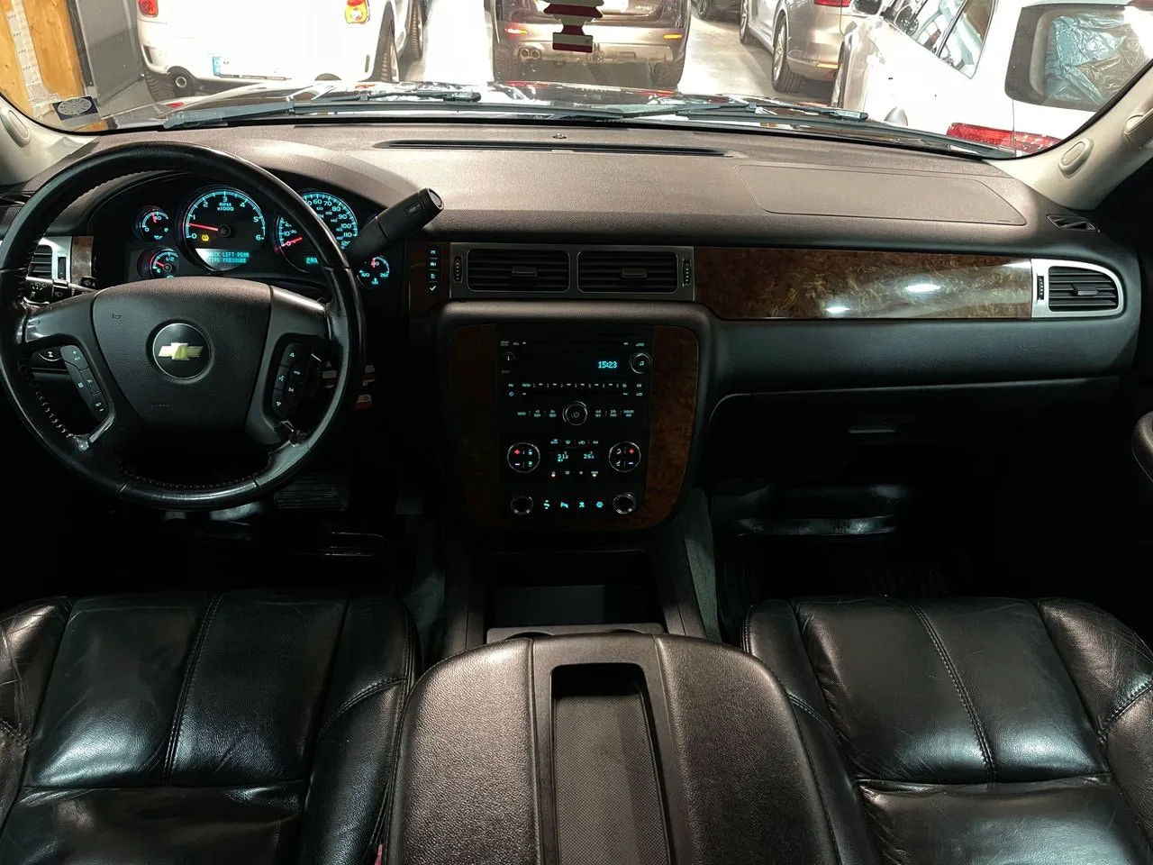 Vehicle image 19