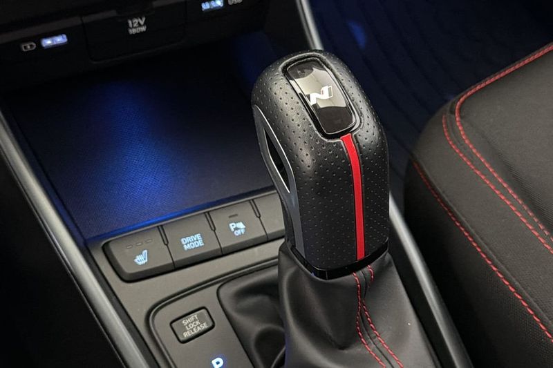 Hyundai i20 bild 8