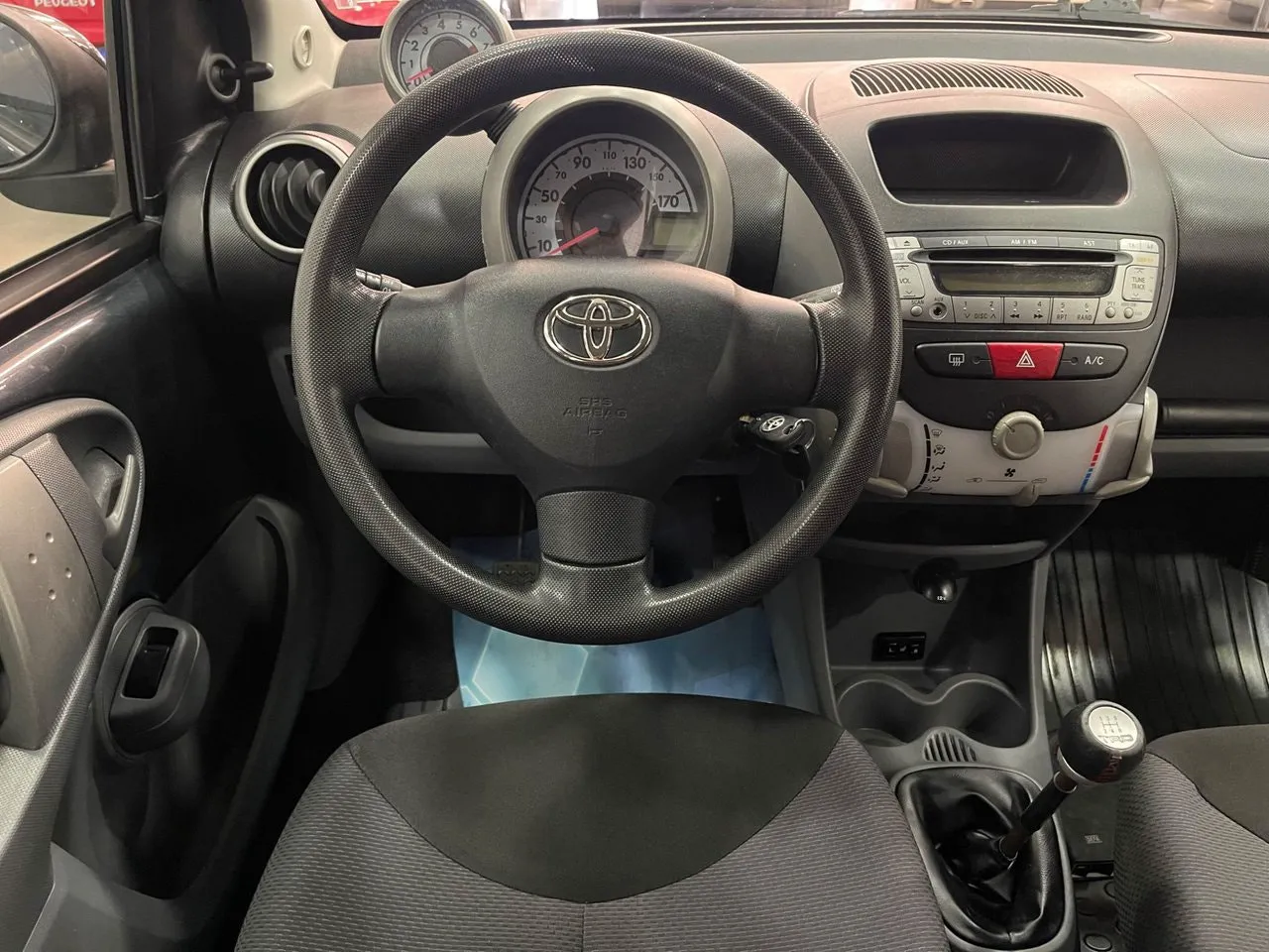 Vehicle image 8