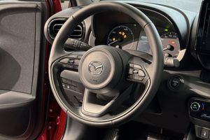 Mazda 2 bild 7