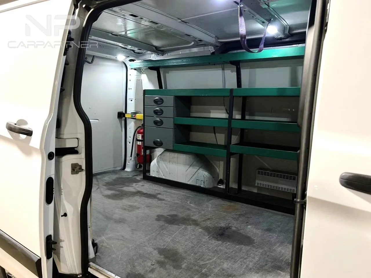 Vehicle image 13