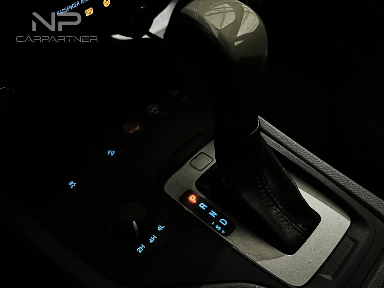 Vehicle image 14