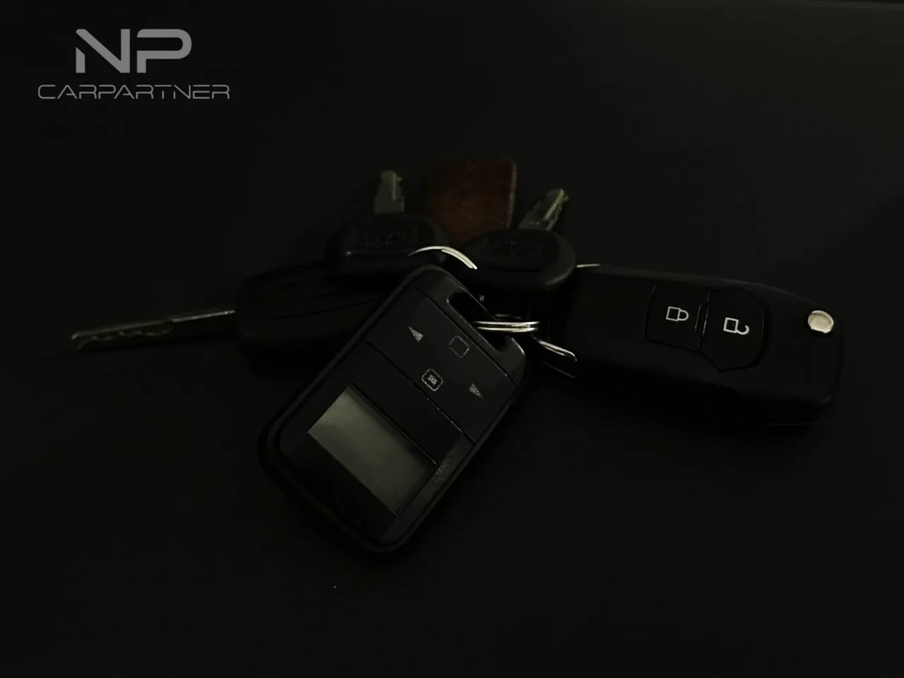 Vehicle image 21