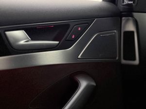 Audi A8 bild 26